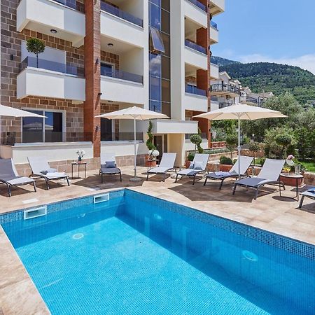 Kotor Rooftop Apartments ภายนอก รูปภาพ