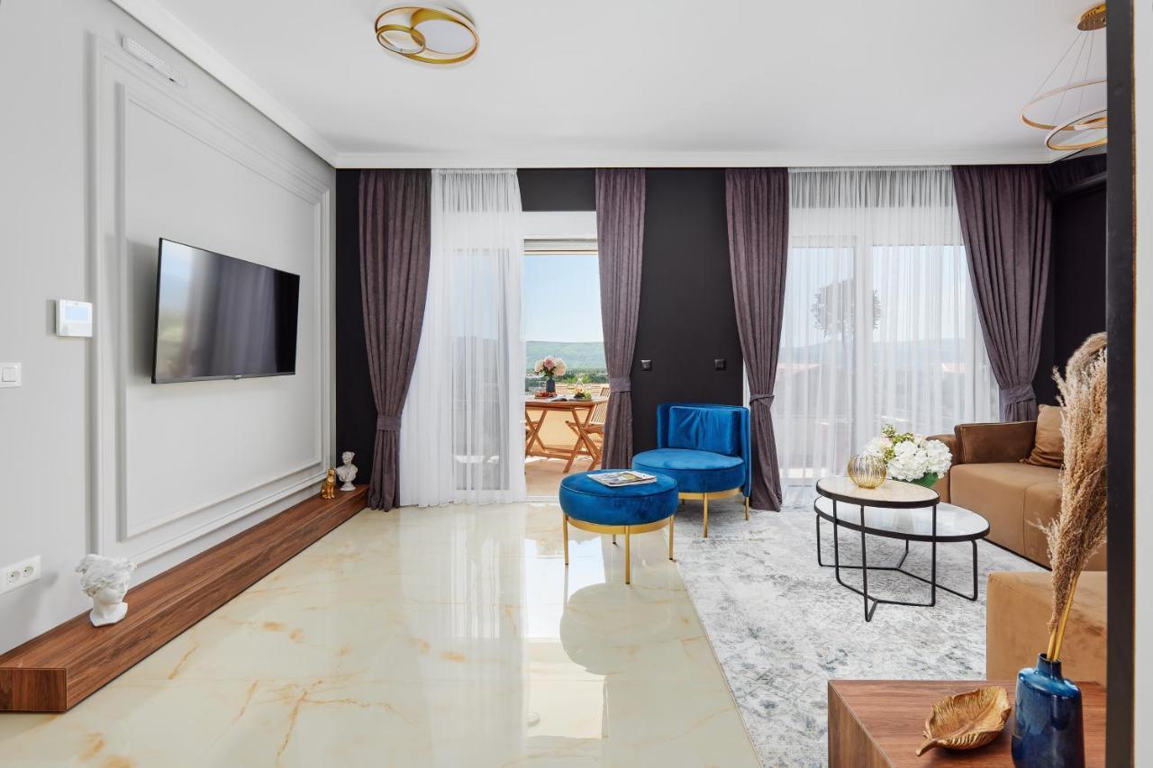 Kotor Rooftop Apartments ภายนอก รูปภาพ