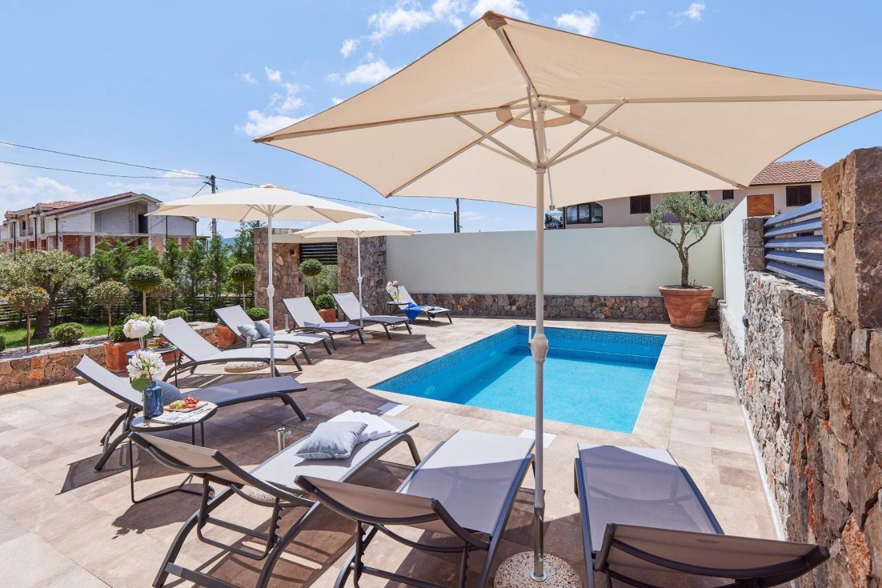 Kotor Rooftop Apartments ภายนอก รูปภาพ
